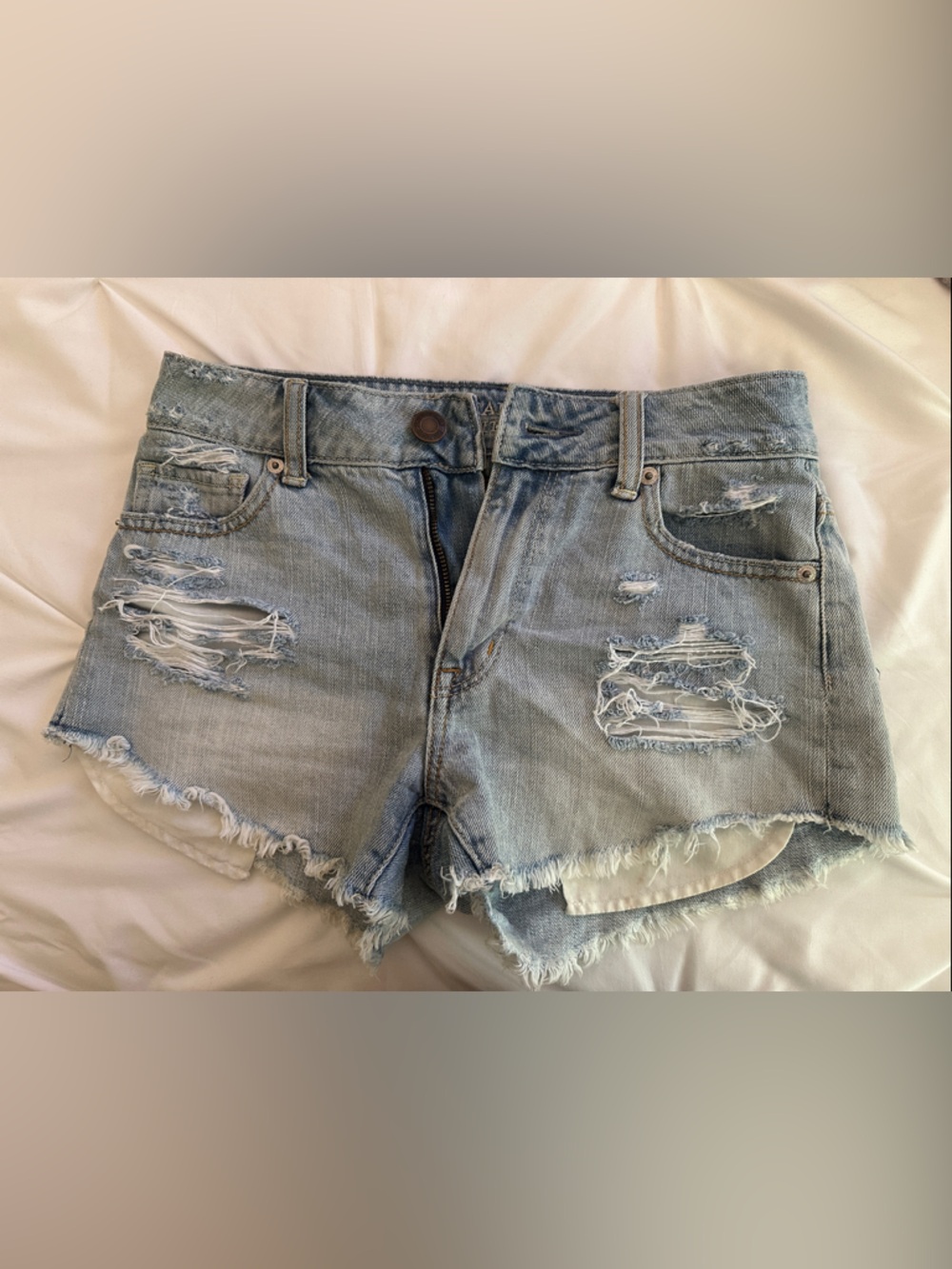 American Eagle Light Wash Denim Shorts 00